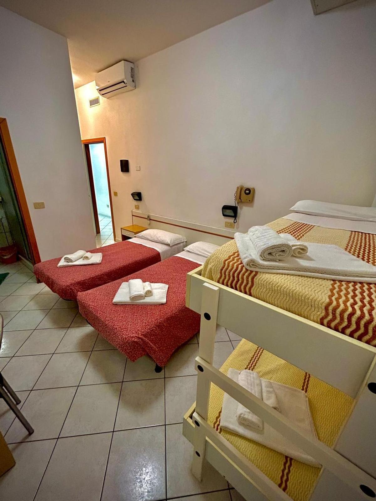 Hotel Sacramora 3*