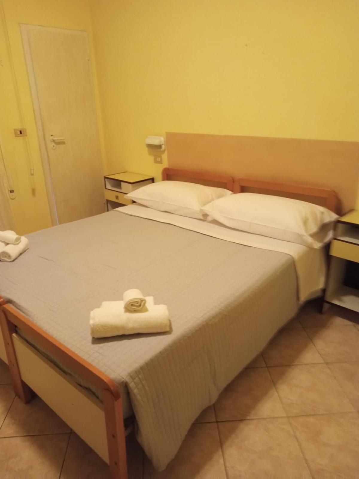Hotel Bonaria *