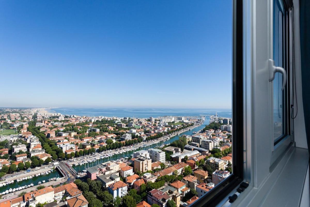 Nuvola 24, Luxurious With Sea View Appartement Rimini