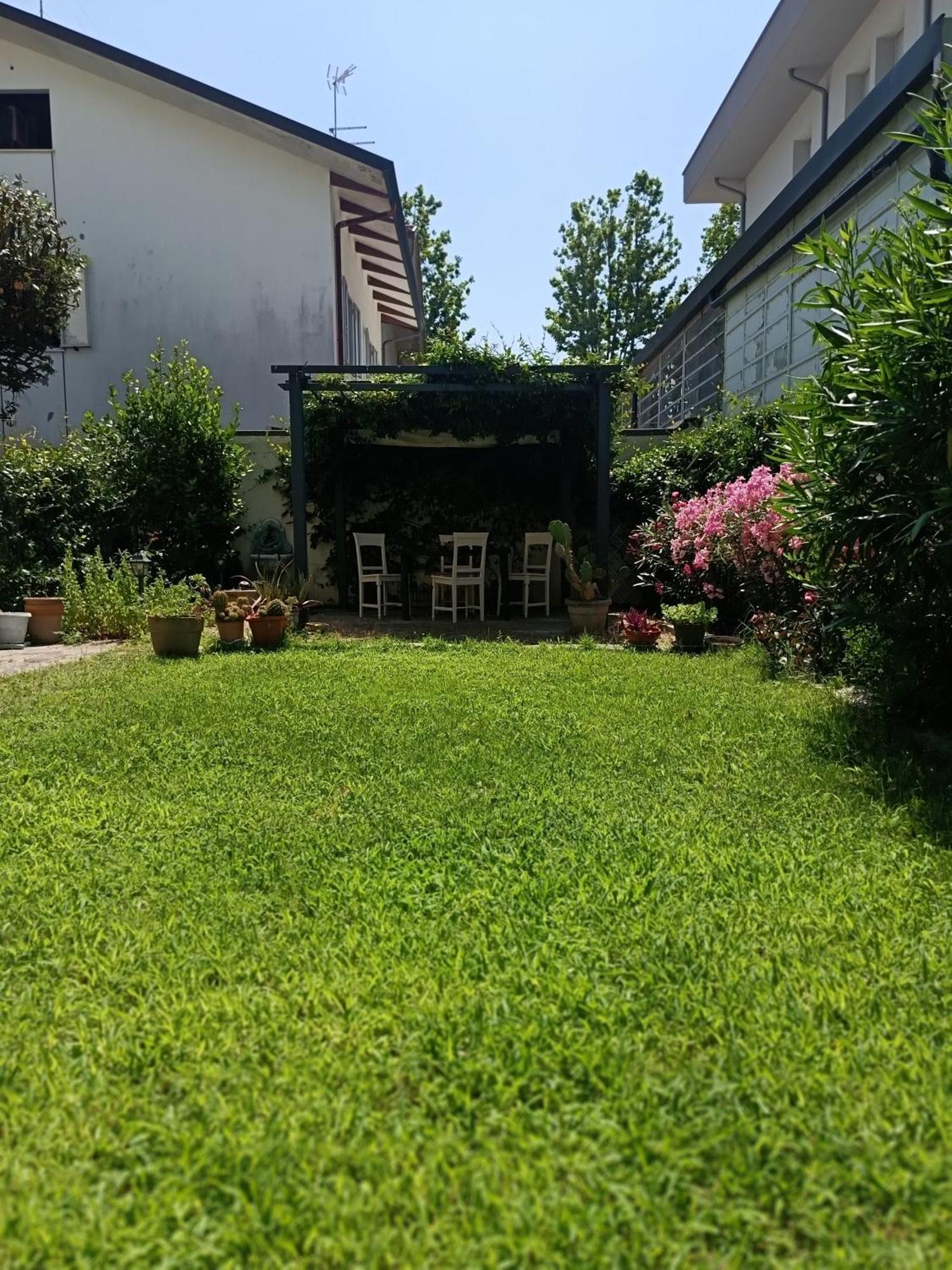 Appartamento Avela 6 - Giardino E Mare - Vacanze Sul Serio Rimini