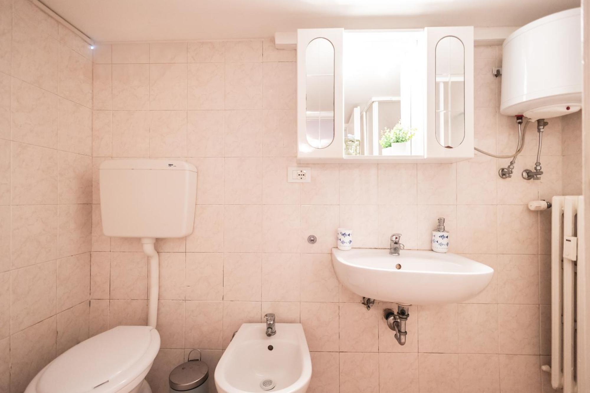 Appartamento A 1 Min Dallla Spiaggia, Aria Condizionata, Parking, Wifi *