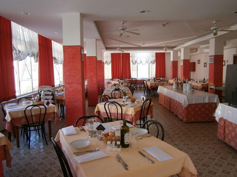 Goldene Rose Hotel 2*