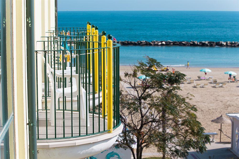 Emilia 3* Rimini