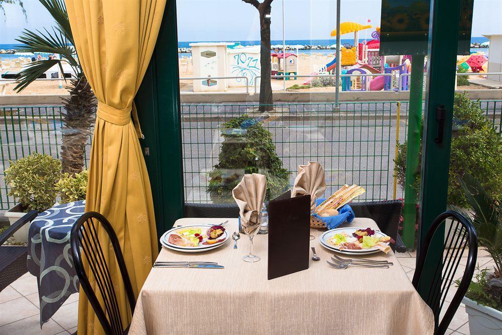 Emilia 3* Rimini