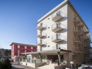 Hotel Jana