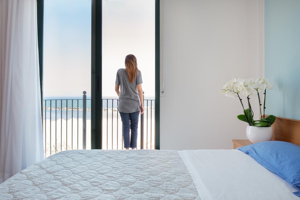 Emilia Hotel 3*