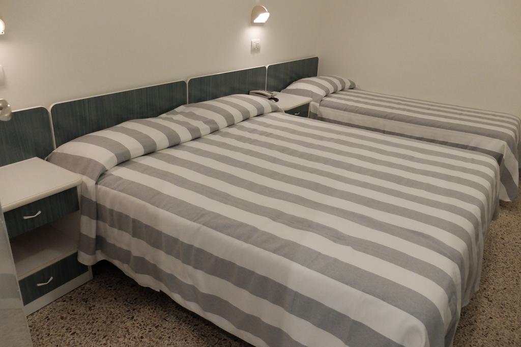 Aurea Hotel Rimini