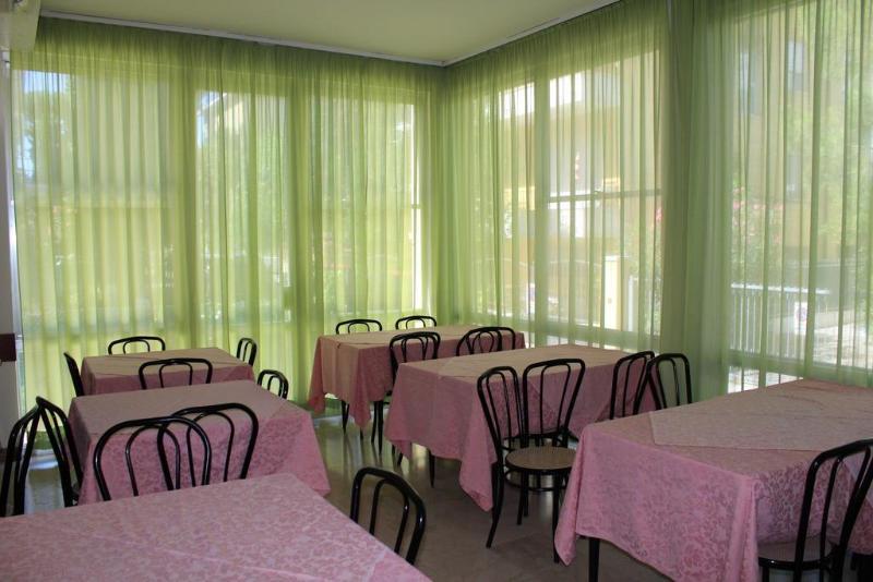 Hotel Malvina 3*