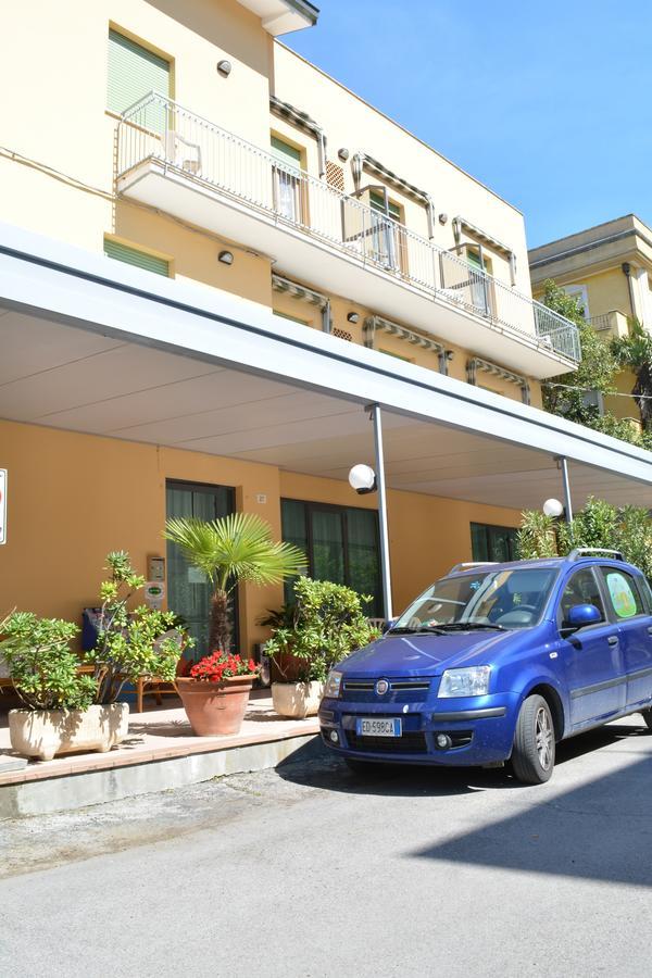 Giada 2* Rimini