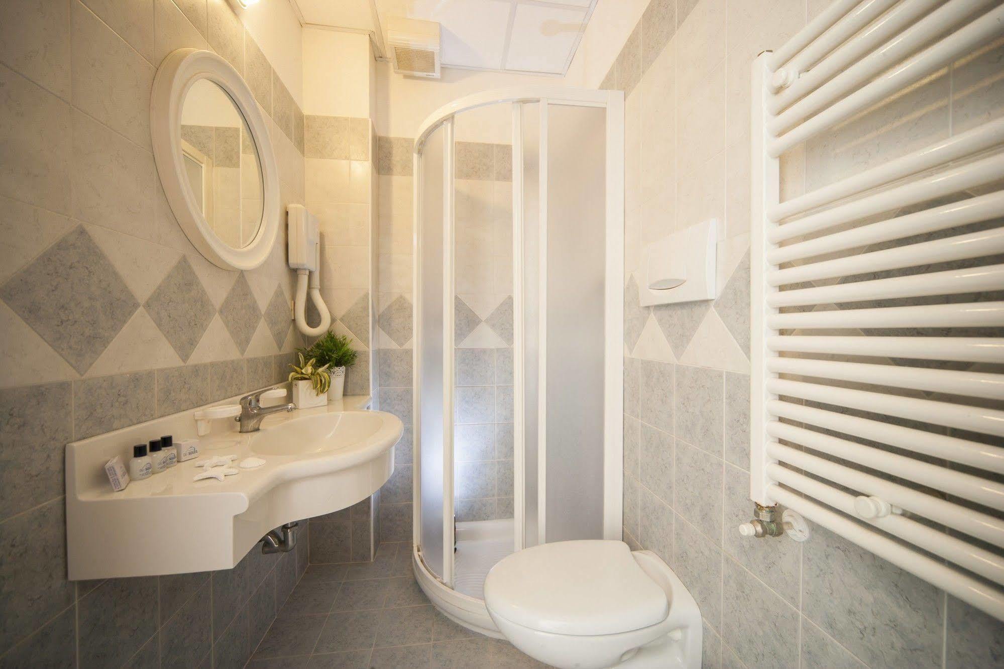 Hotel Jana 3*