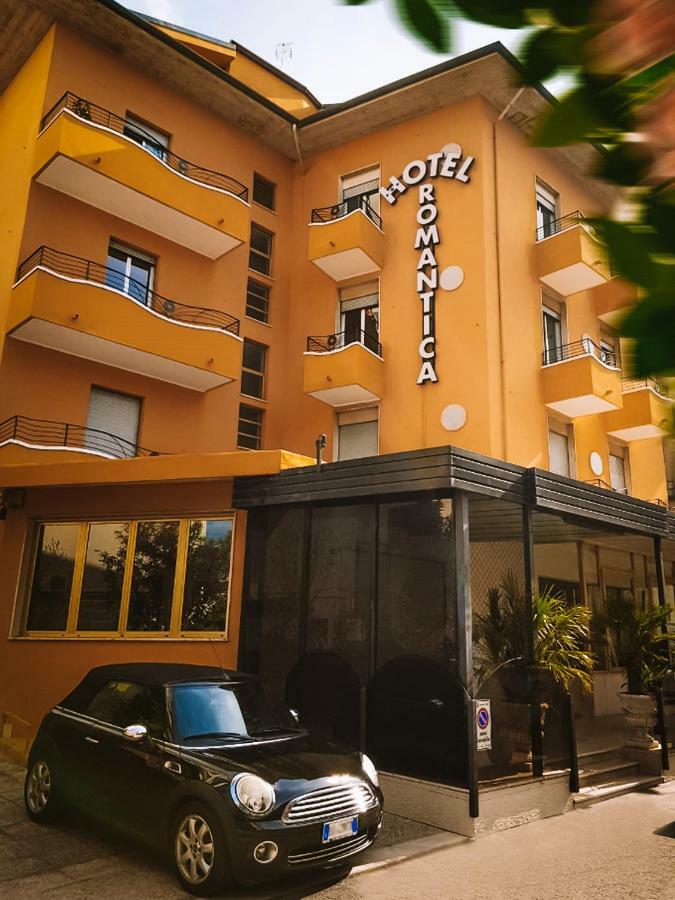 Hotel Romantica 3*