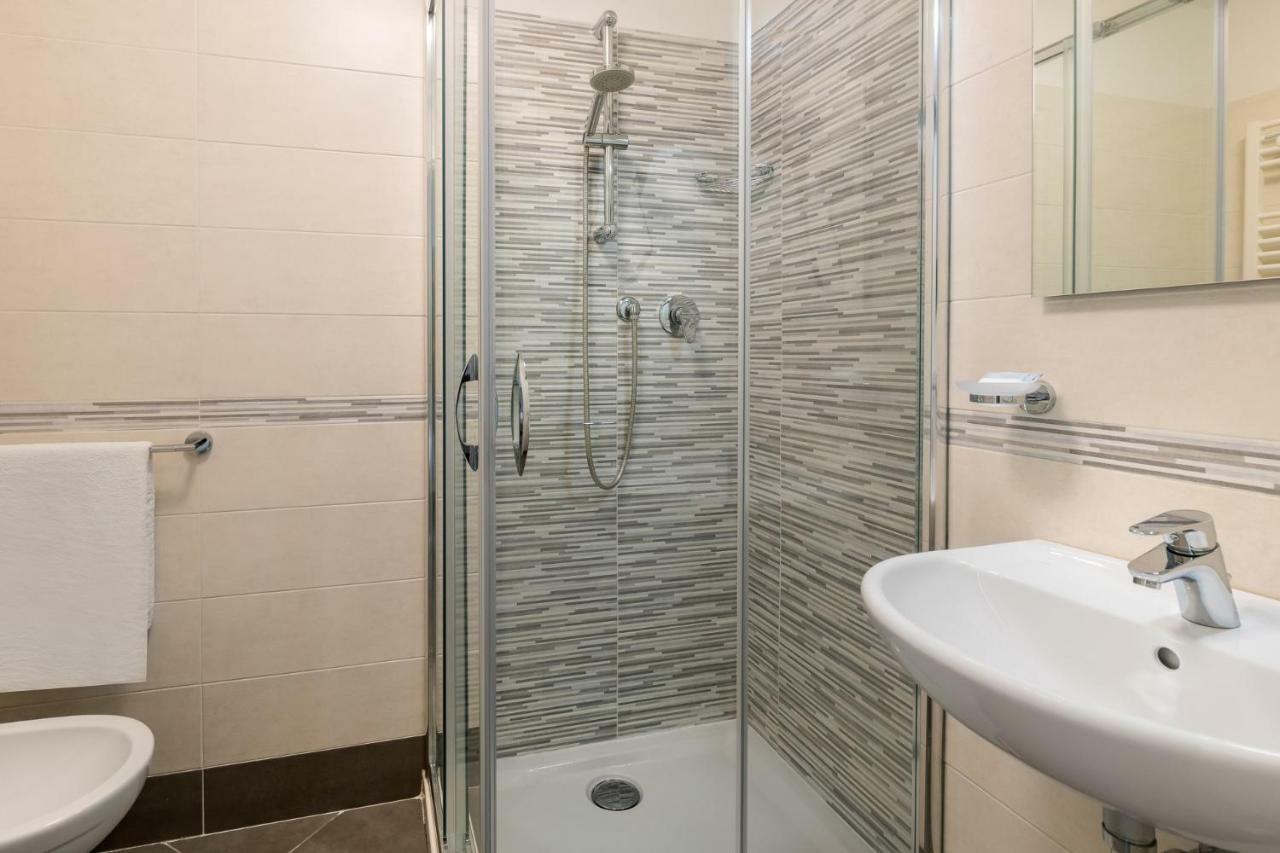 Ervill Hotel 3*