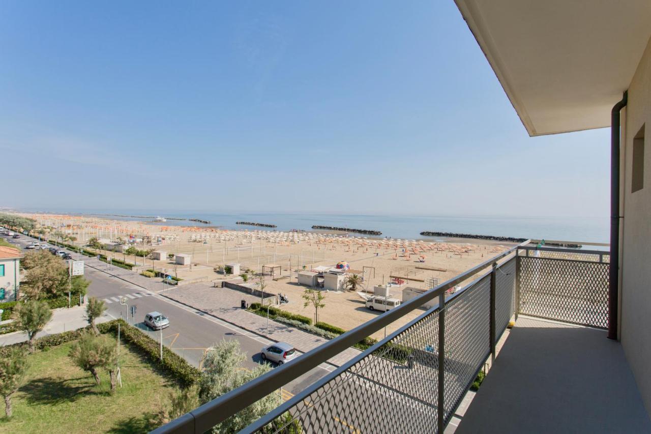 Hotel Tritone